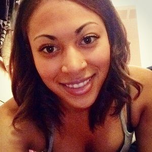 Meet your Posher, Janelle